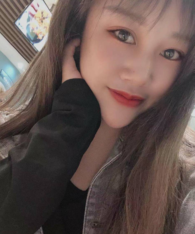 济宁目前还在上班的一家